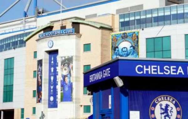Fans sorgen sich um die Zukunft von Chelsea und fordern die britische Regierung auf, die Stabilität des Clubs zu gewährl