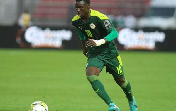 15-jähriges Wunderkind Amara Diouf wechselt zu Ligue 1-Verein Metz