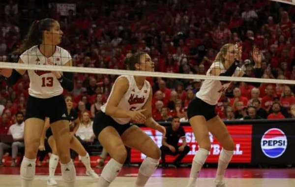Nebraska Volleyball's Homecoming Victory: No. 2 Huskers Outlast Michigan State
